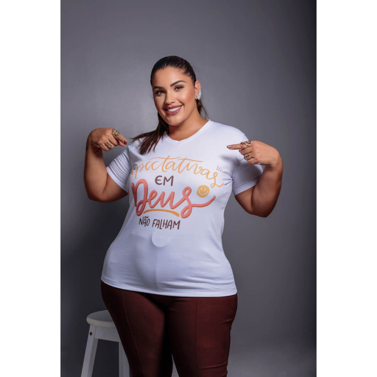T-Shirt Manga e Punho Plus Size Ref.5536