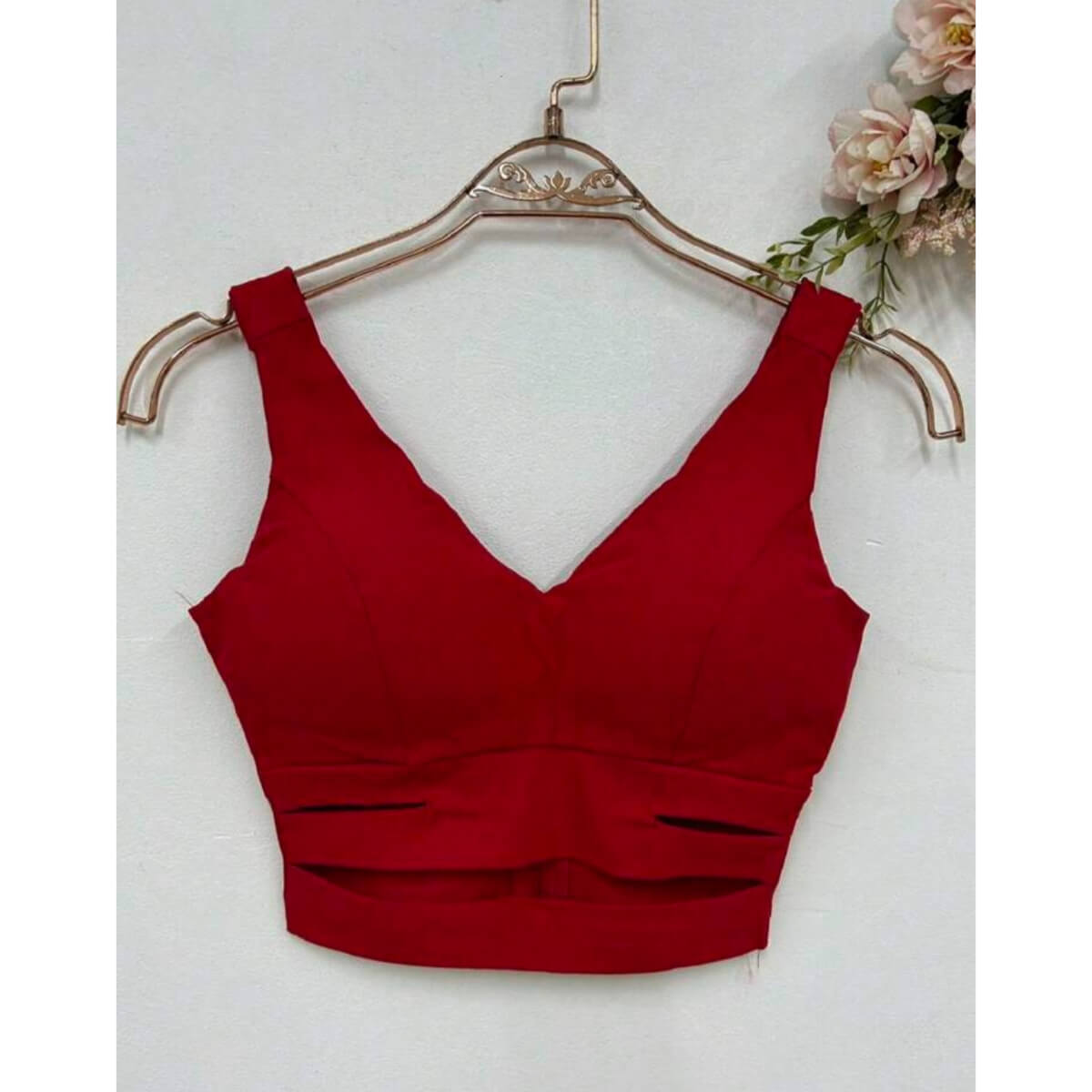 Cropped Iza Ref.1075