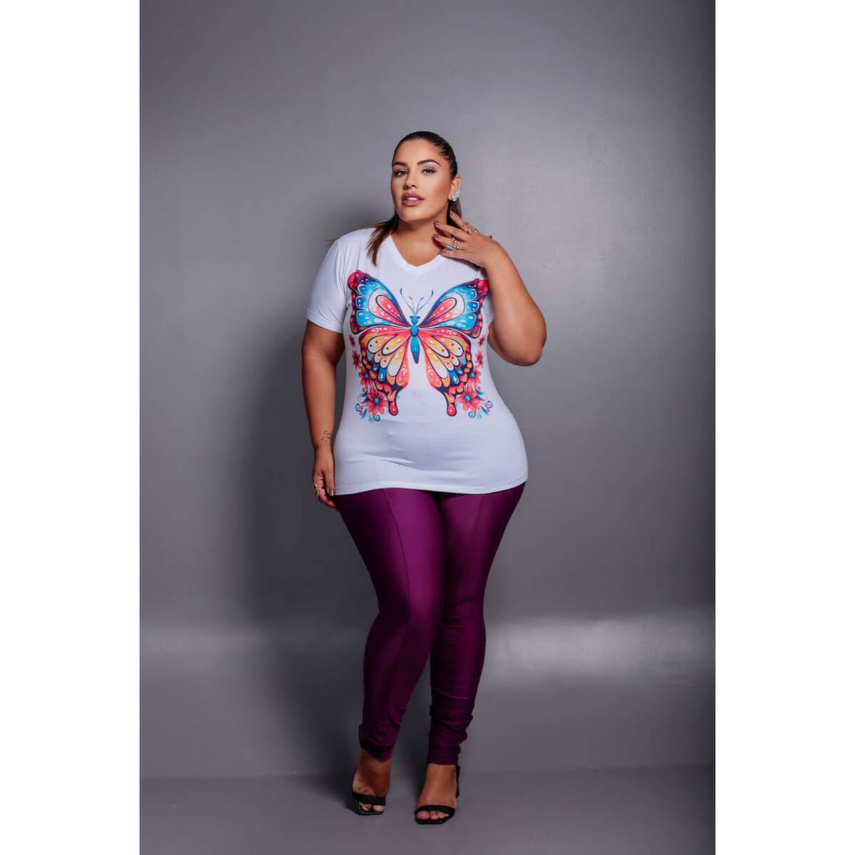 T-Shirt Manga e Punho Plus Size Ref.5536